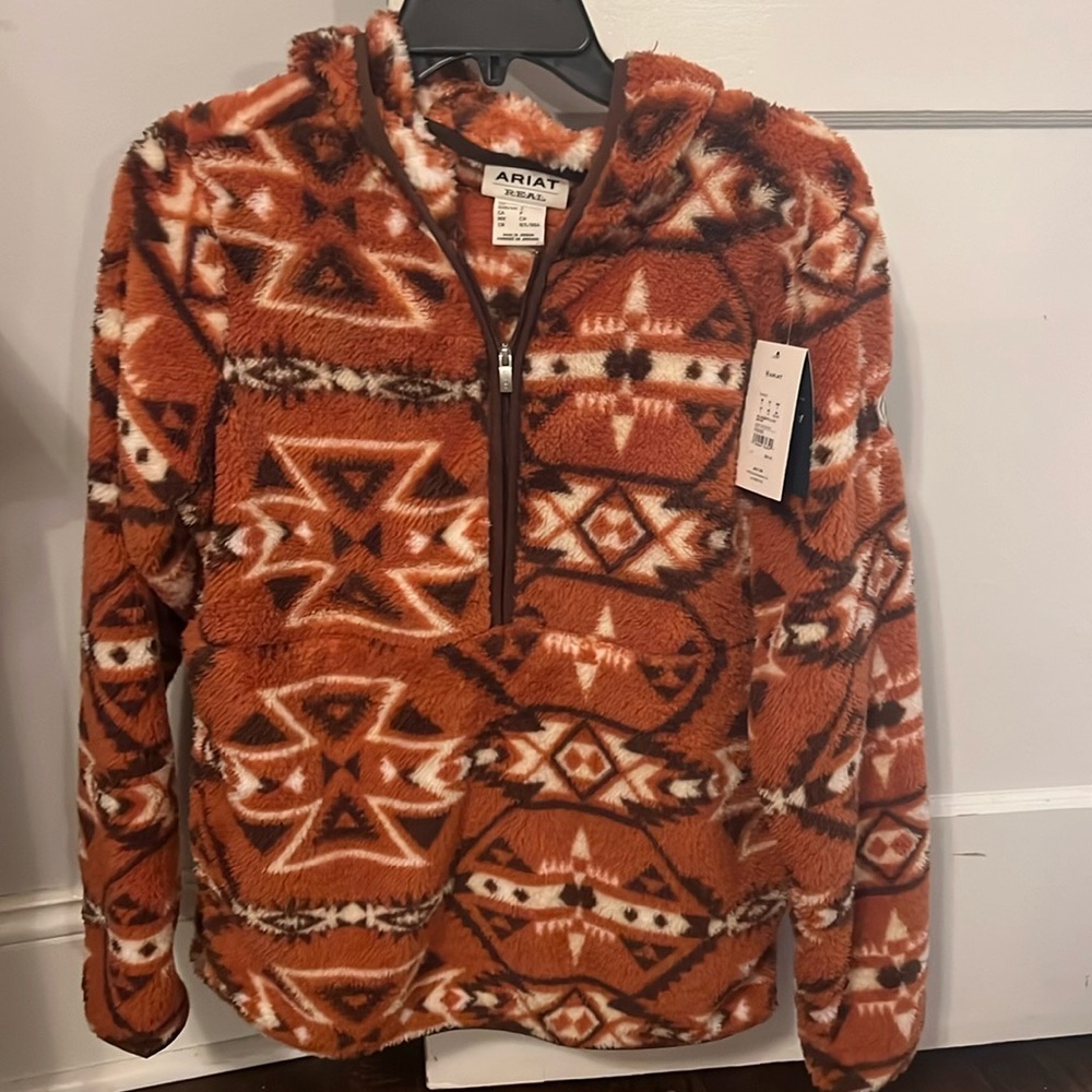 Ariat brand new pullover